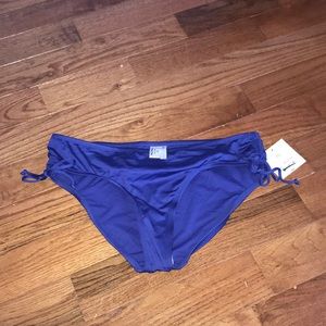 ❤️3/$10❤️ NWT Liz Claiborne swim bottom size 10